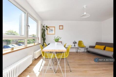 Lounge/Dinning Room