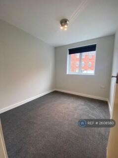 Bedroom 2 / Office