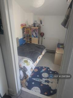 Small Bedroom