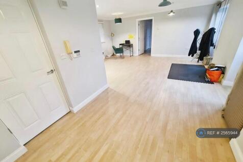 The Lounge, Diner, Kitchen
