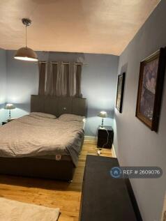 Big Bedroom 1