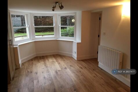 Main Bedroom - Garden View