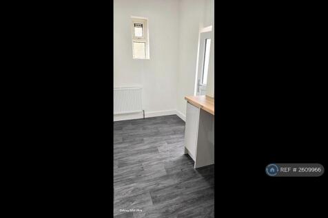 Kitchen Dining Area