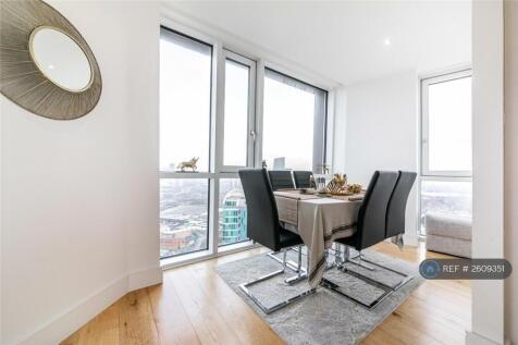 Dinning Table And Chairs