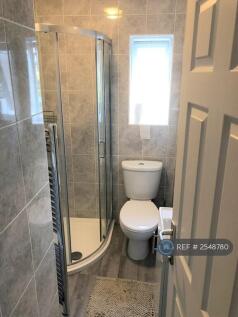Clean Shower Room