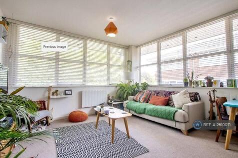 Living/Kitchen