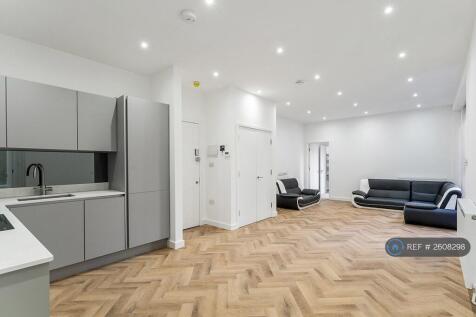 Open Plan Lounge And Kitchen 