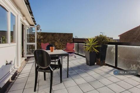 Huge South Facing Balcony