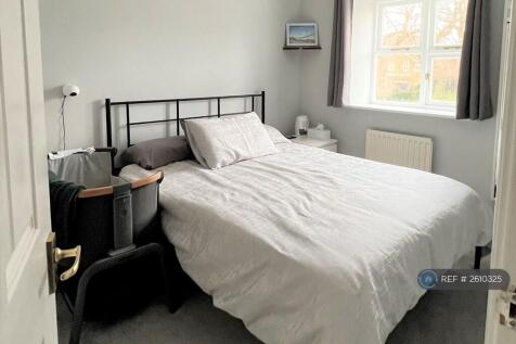 Bedroom 2 With Wardrobe