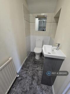 Ensuite Shower1
