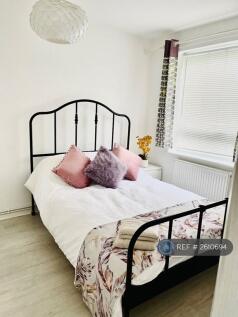 Comfortable Bedroom With Wardrobe 