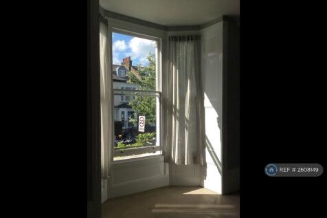 Ceiling Height Bay Window