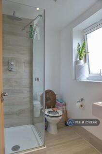 Ensuite Bedroom Bathroom