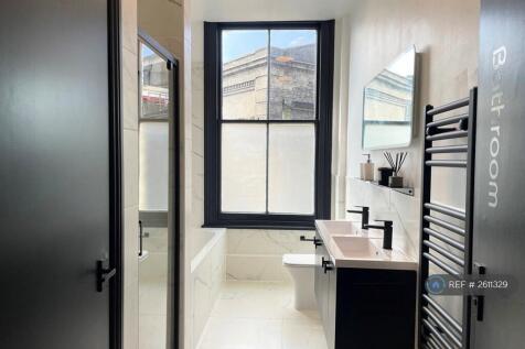 Main Bathroom