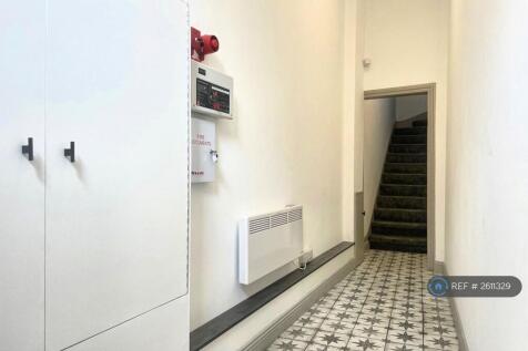 Ground Floor Entrance Hallway