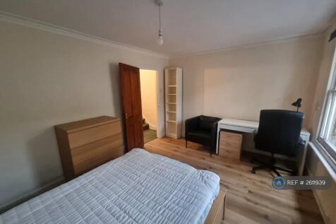 Small Bedroom 1