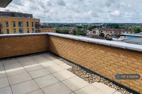 Side Terrace 3