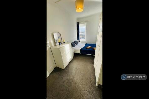 Flat 9 Bedroom