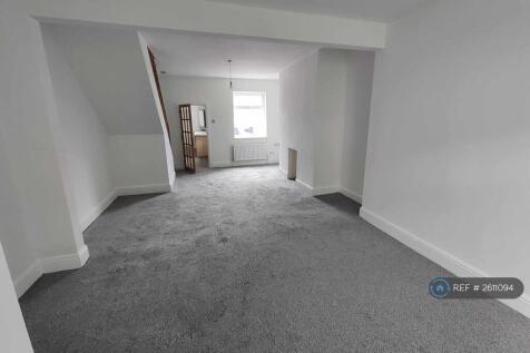 Living/Dining Area