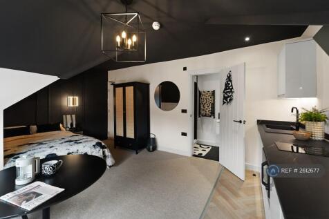 Studio 8