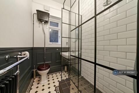 Stylish Period Style Bathroom
