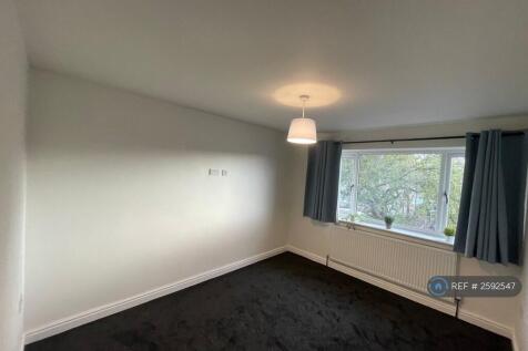 Main Double Bedroom 1