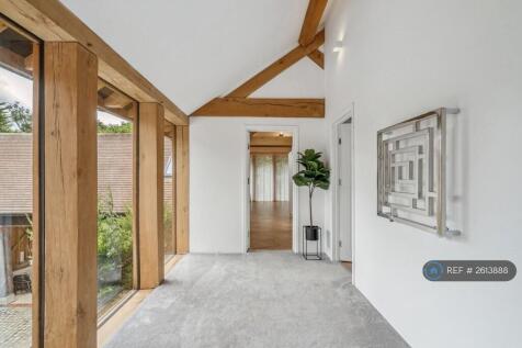 1st Floor Landing 