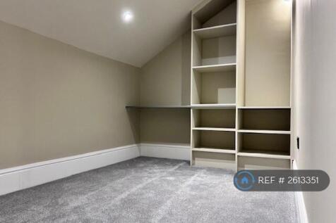 Shelving Bedroom