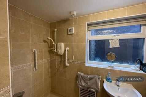 Downstairs Wet Room