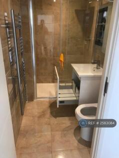 Family Toilet