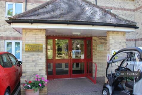 Foster Court Entrance