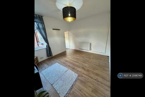 Living Room: Photo 2 Of 2