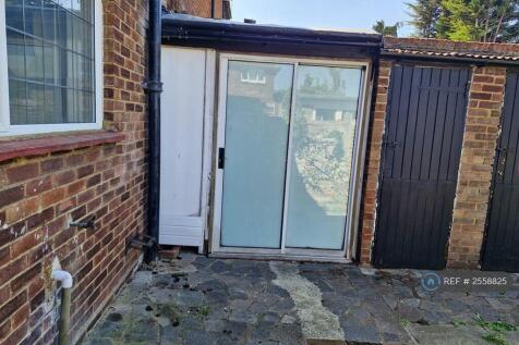 Shed And Back Entrance 