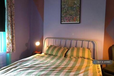 Rear Large Bedroom