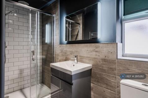 Room 6 Ensuite