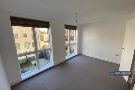 First Floor Back Bedroom