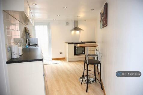 Dining Area/Kitchen