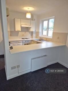 Lounge / Kitchen