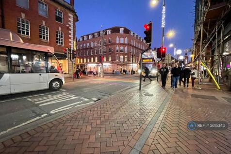 Reading Town Centre 7 Minutes Walk