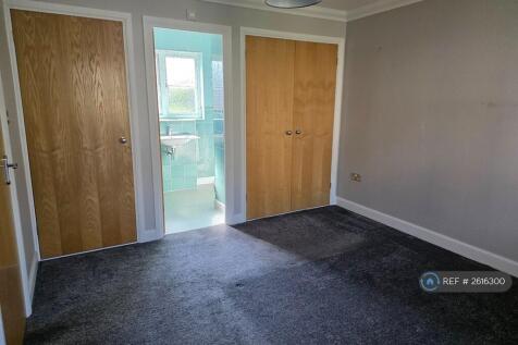 Bedroom 2 Pic 1