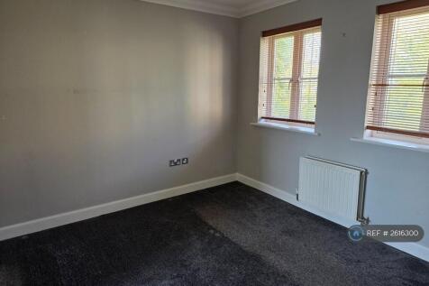 Bedroom 2 Pic 2