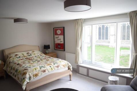 Master Bedroom (1)
