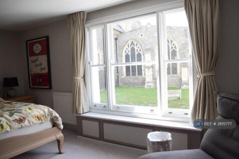 Master Bedroom (3)