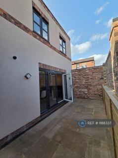 Flat 1 External Private Courtyard
