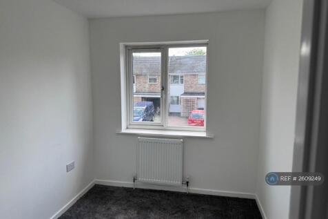 Third Single Bedroom/ Study 2