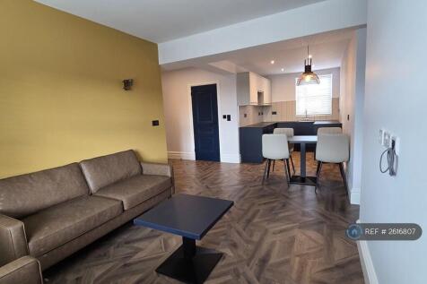 Open Plan Kitchen/Diner &amp; Living Area