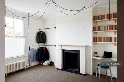 Main-Bedroom.Jpg