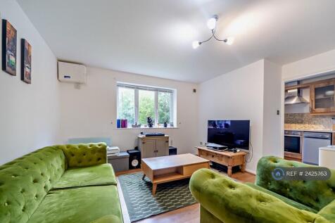 Lounge 2
