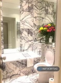 Bath Room 