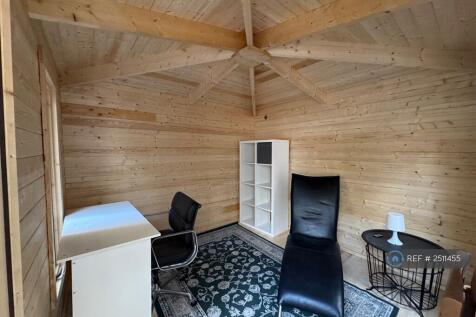 Patio/Garden Office